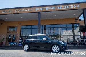 MINI F55ミッドナイトブラック