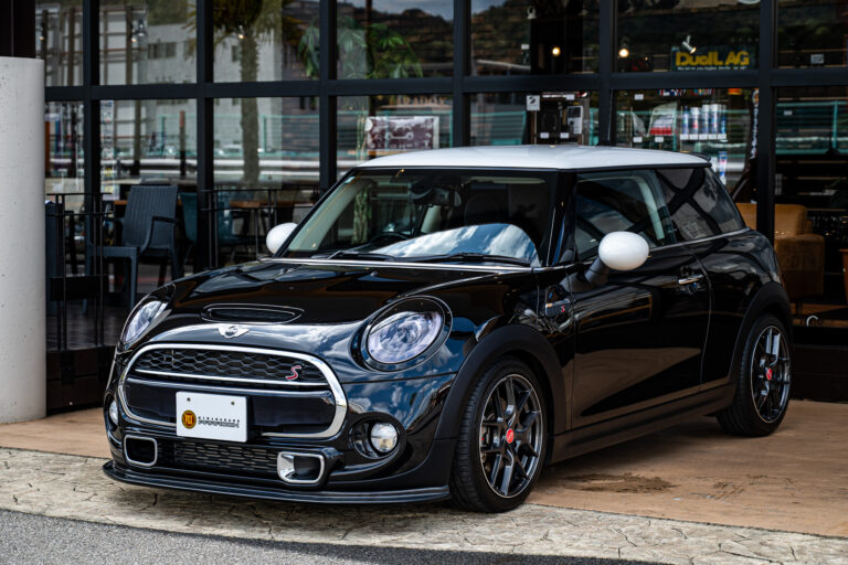 【MINI COOPER S】F56 ミッドナイトブラック | MINI GARAGE PARADOX