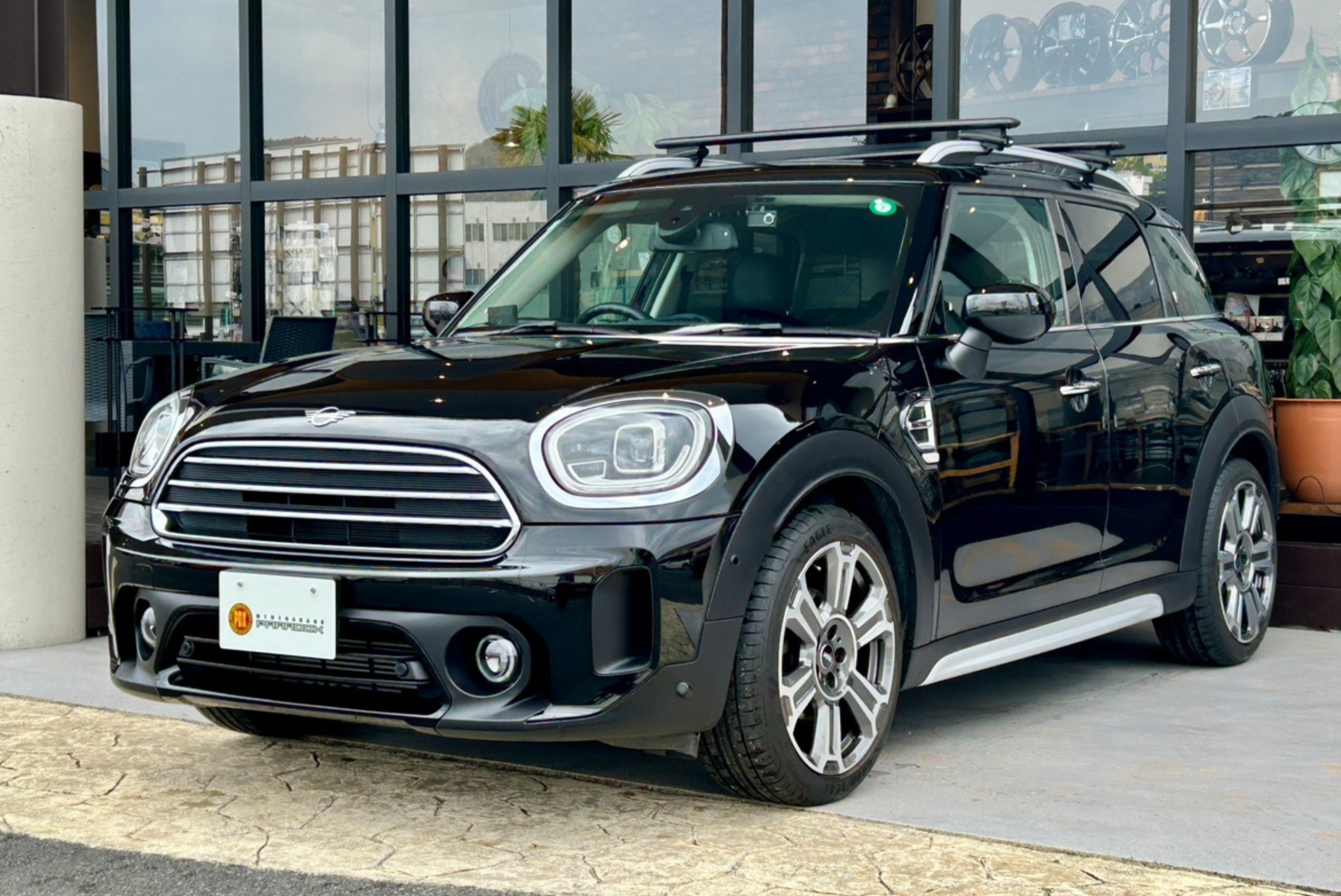 MINI COOPER SD】F60 ミッドナイトブラック | MINI GARAGE PARADOX