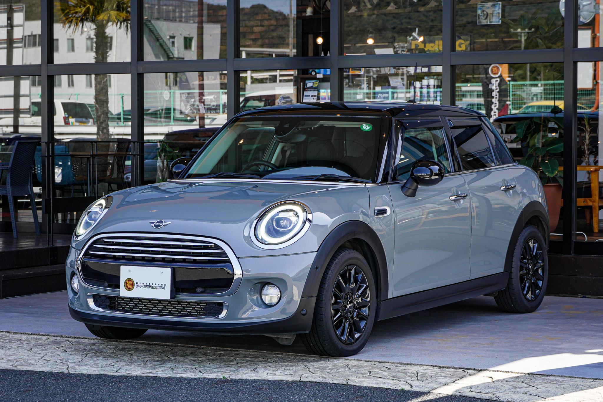 MINI COOPER D】F55 ムーンウォークグレー | MINI GARAGE PARADOX