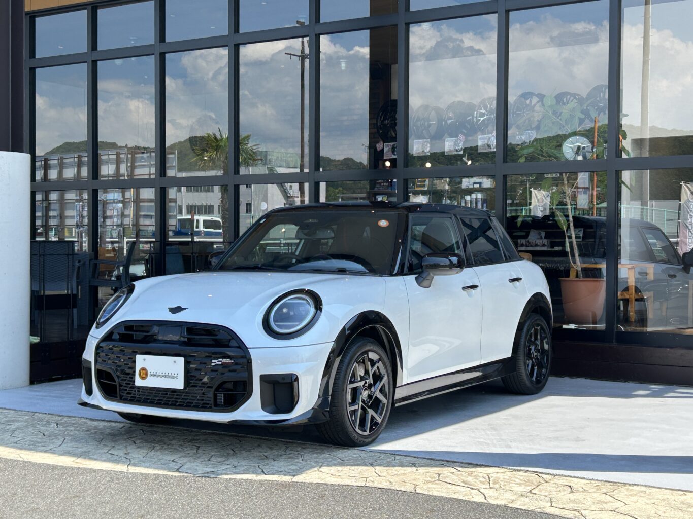 MINI COOPER S】F65 JCWトリム ナノクホワイト | MINI GARAGE PARADOX