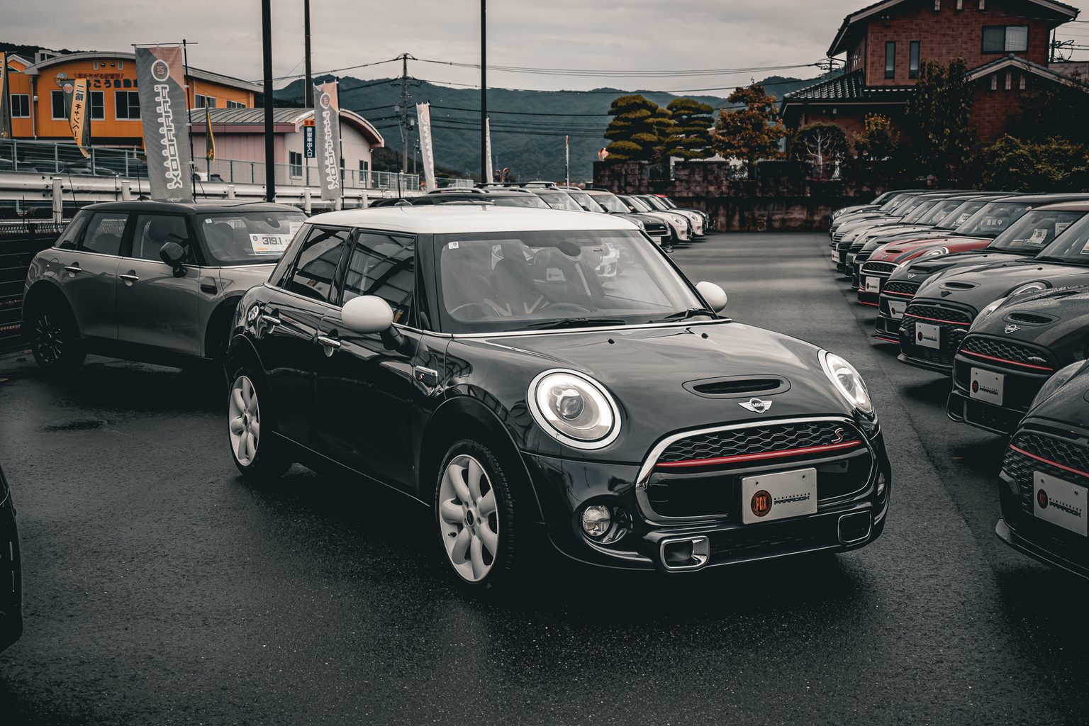 山口県にお住いのO様へ】F55 CooperS サンダーグレーをご納車いたし